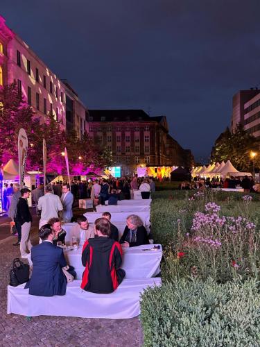 2025.06.24. Sommerfest Berlin Bühne am Abend