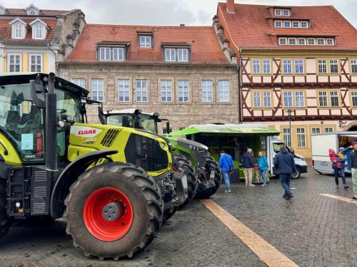 Erntedankgottesdienst & Bauernmarkt der Evangelischen Kirche